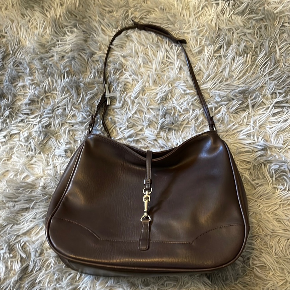 Villager shoulder bag